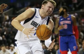 Hasil Basket NBA : Doncic Bikin Sejarah, Maverick Gasak Pistons