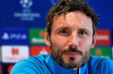 PSV Eindhoven Pecat Mark van Bommel