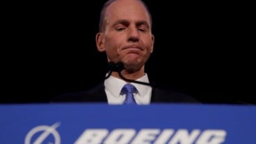 CEO Boeing Dennis Muilenburg Dipecat