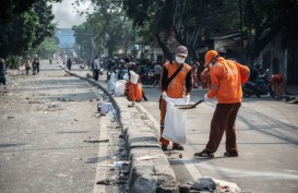 7.000 Petugas DKI Siap Bersihkan Sampah Sisa Malam Tahun Baru 2020