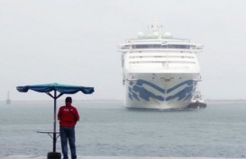 Kapal Pesiar Australia Sun Princess Bersandar di Pelabuhan Makassar