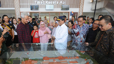 PELUNCURAN KERETA API BANDARA
