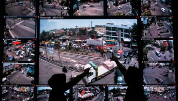 PANTAUAN ARUS LALU LINTAS MELALUI CCTV