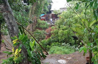 Waspada Longsor & Banjir, Pemda di 274 Wilayah Harus Tingkatkan Kewaspadaan