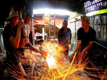 Jogja Magasa Iron Diminta Segera Bangun Pabrik Pasir Besi