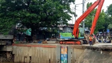 Hujan Pagi Hari, Sebagian Besar Pintu Air Masih Berstatus Normal  