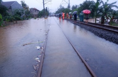 Antisipasi Banjir di Jalur Rel Jabodetabek, Ini Saran Ahli Transportasi