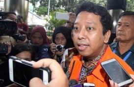 Suap Pengisian Jabatan Kemenag : KPK Tuntut Hak Politik Romahurmuziy Dicabut 5 Tahun