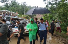 Presiden Jokowi Tinjau Penanganan Banjir di Lebak