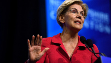 Elizabeth Warren: Warga Amerika Tak Ingin Perang dengan Iran