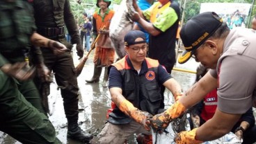 Bertemu Menteri PUPR Basuki, Anies Siap Dukung Normalisasi