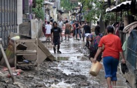 RPX Group Berikan Bantuan untuk 300-an Korban Banjir Bekasi