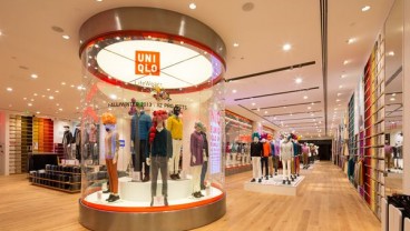 Penjualan Uniqlo Seret Gara-gara Gejolak Politik Asia