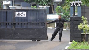 Kasus Wahyu Setiawan: Cari Barang Bukti, KPK Geledah Kantor KPU