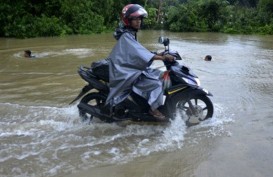 Gubernur Sulsel Janji Segera Benahi Infrastruktur Daerah Terdampak Banjir