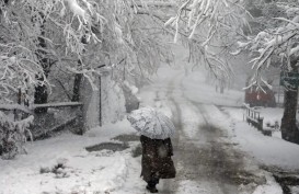 Longsoran Salju Tewaskan 77 Orang di Wilayah Kashmir