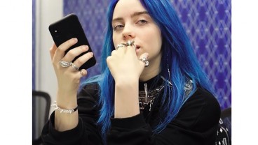 Garap Lagu Film James Bond, Billie Eilish : Ini Suatu Kehormatan