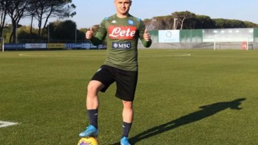 Stanislas Lobotka Resmi Milik Napoli