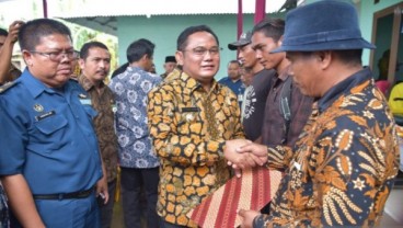 685 Nelayan Kabupaten Bekasi Terima Surat Tanda Kapal