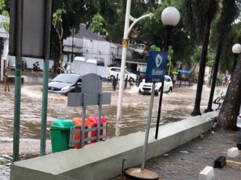 Wali Kota Jakpus Klaim Banjir di Cikini Cepat Surut
