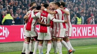 Ajax Makin Mantap Pimpin Liga Belanda, Tinggalkan AZ & PSV