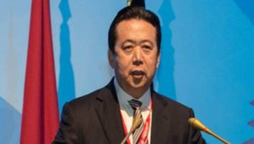 Kasus Gratifikasi : Akui Bersalah, Mantan Kepala Interpol Diganjar 13,5 Tahun