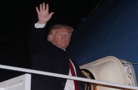 Di Balik Sidang Pemakzulan Trump: Jengkel dan Menahan Kantuk