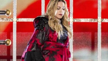 Sakit, Madonna Batalkan Konser di Lisbon