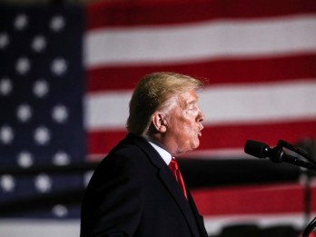 Trump Tak Akan Cabut Sanksi Sebelum Bernegosiasi dengan Iran