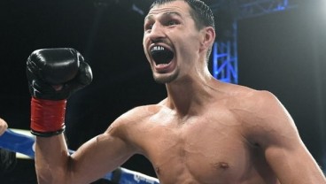 Gara-gara Virus Corona, Laga Tinju Dunia Jose Ramirez vs Viktor Postol Batal   