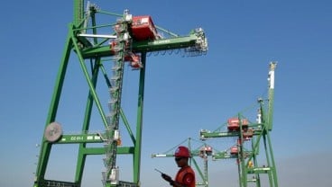 Dukung RDMP Balikpapan, Pelindo IV Tambah Crane