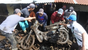 PLN Jatim Matikan Aliran Listrik Rumah Terdampak Banjir Bondowoso