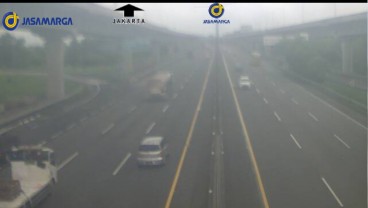 Pikap Terguling di Km 45 Tol Arah Cikampek, Lalu Lintas Lancar