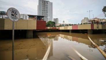 Banjir Underpass Kemayoran: Belum Surut, Penanganan Masih Terus Dilakukan