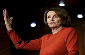 Detik-Detik Trump Abaikan Jabat Tangan Ketua DPR Nancy Pelosi