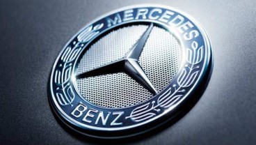 MERCEDES BENZ : Mercy Donasikan W115