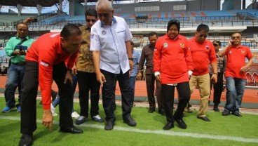 Tinjau Stadion GBT, Ketum PSSI Puji Keseriusan Pemkot Surabaya