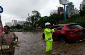 Ahok Kalahkan Jokowi dan Anies Atasi Macet dan Banjir Jakarta