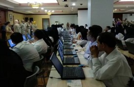 Ribuan Peserta Tes CPNS DKI 2019 di Kantor Wali Kota Jaksel
