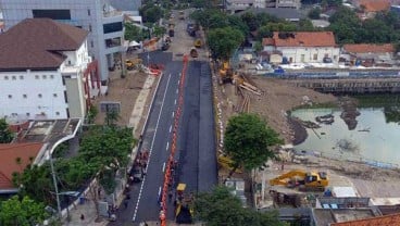 3 Terdakwa Kasus Amblesnya Jalan Gubeng Dituntut Denda Rp300 Juta