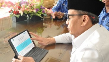 Gubernur Banten dan Wagub Isi Sensus Penduduk Secara Online