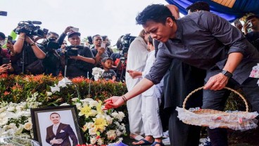 Iis Dahlia Tak Kuat Melihat Noah, Sebut Ashraf Sinclair Pendatang yang Ramah