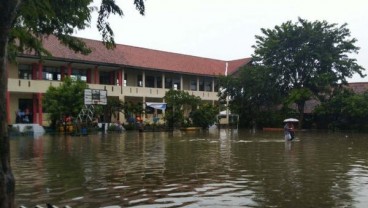 Sekolah Tergenang, Pohon Tumbang Warnai Sejumlah Daerah Jateng