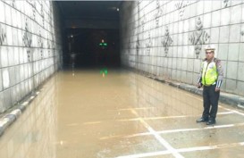 Jakarta Banjir Lagi, Underpass Matraman Terendam Air