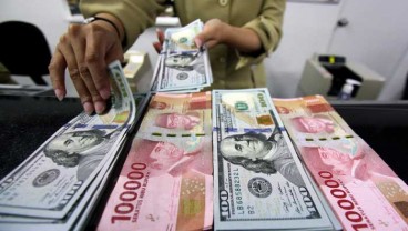 Kurs Tengah BI Melemah 86 Poin, Rupiah Terloyo di Asia