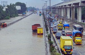 Angkutan Merugi Rp25 Miliar Akibat Banjir Jakarta 25 Februari 