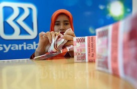 Kurs Tengah BI Melemah 52 Poin, Rupiah Paling Loyo di Asia