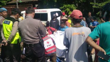 Wanita Paruh Baya Tabrakkan Diri ke KA Bandara di Sleman