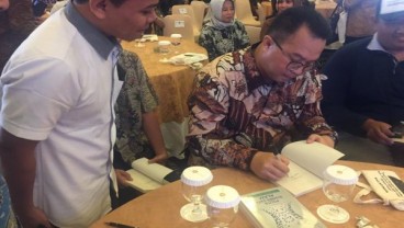 Mana Lebih baik, Sentralisasi atau Desentralisasi Sumber Daya Alam?