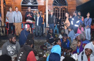 Kapolda Papua Kunjungi 917 Pengungsi, Mereka Ketakutan Diserang KKB 